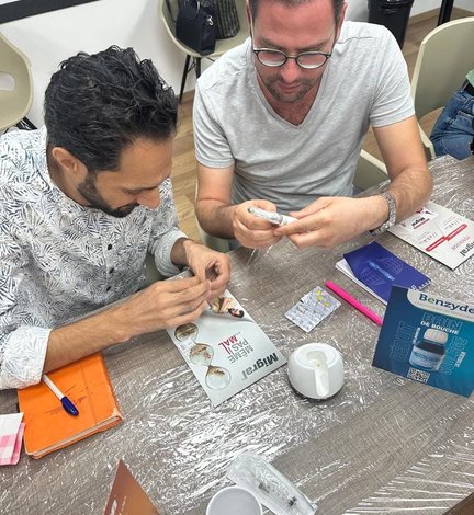 Mechanised endodontics for primary teeth