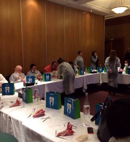 Round table and workshop: labial frenectomy in children