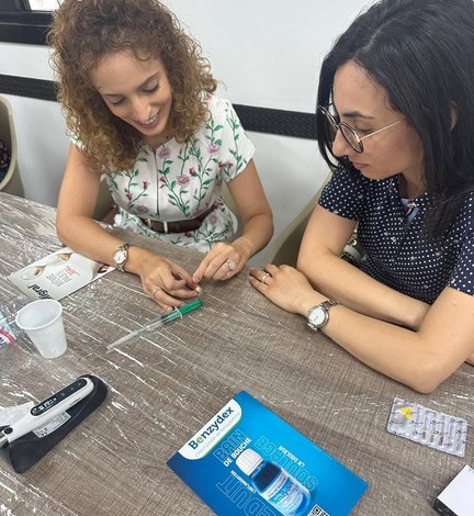 Mechanised endodontics for primary teeth